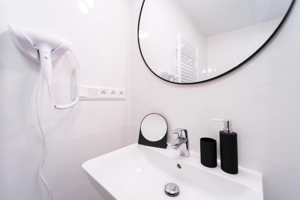 Green Garden Sauna Apartment ブルノ エクステリア 写真